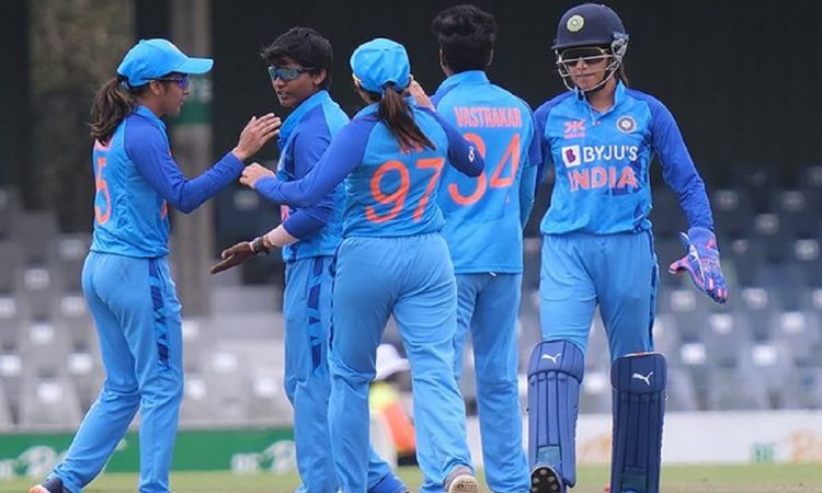 T20I Tri Series: भारत को फाइनल में मिली करारी हार, अकले क्लो ट्रायॉन की तूफानी पारी पड़ी टीम पर भारी