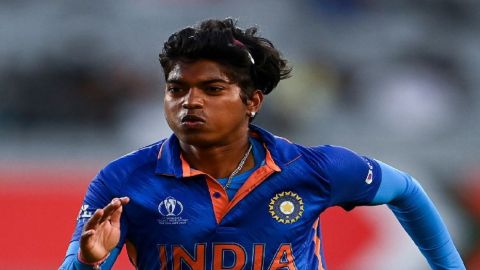 Pooja Vastrakar to play for Mumbai Indians; Gujarat Giants take Harleen Deol, Deandra Dotting