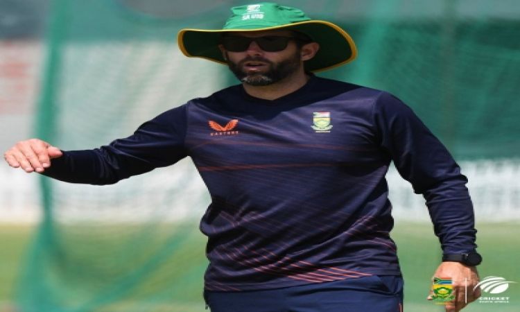 South Africa name McKenzie as batting consultant for Tests against West Indies; van Wyk appointed fi