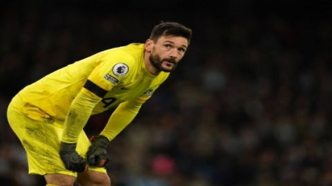Tottenham keeper Hugo Lloris out for two months with knee injury