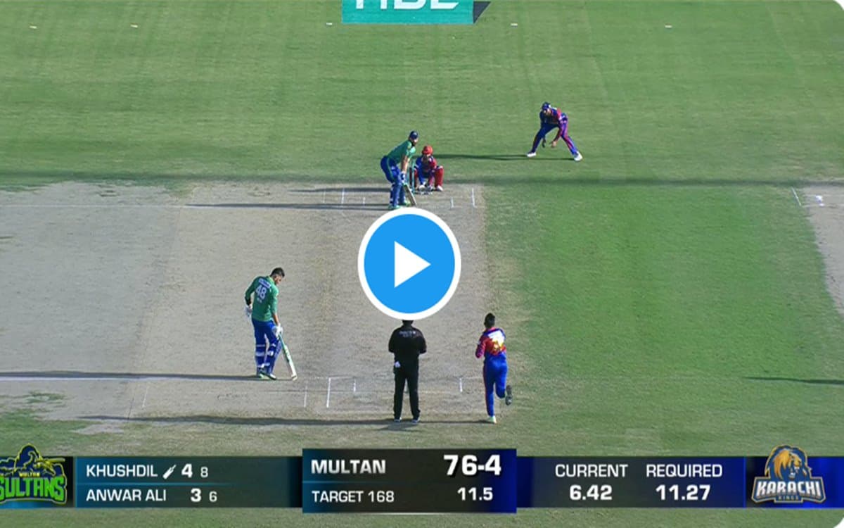 Cricket Image for PSL 2023: तबरेज शम्सी ने फेंकी मैजिक बॉल, भौचक्के रह गए खुशदिल शाह; देखें VIDEO
