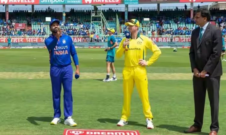 IND vs AUS: ऑस्ट्रेलिया का टॉस जीतकर बल्लेबाजी का फैसला, देखें प्लेयिंग XI