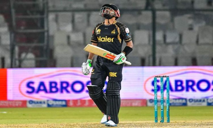 बाबर आजम ने विराट-गेल को छोड़ा पीछे, सबसे तेज 9000 टी20 रन बनाने वाले खिलाड़ी बने