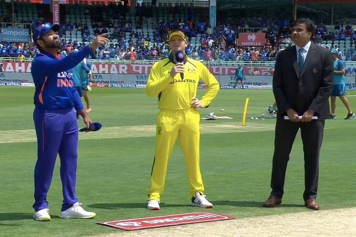 IND vs AUS: ऑस्ट्रेलिया ने टॉस जीतकर गेंदबाजी का फैसला किया, देखें प्लेइंग XI