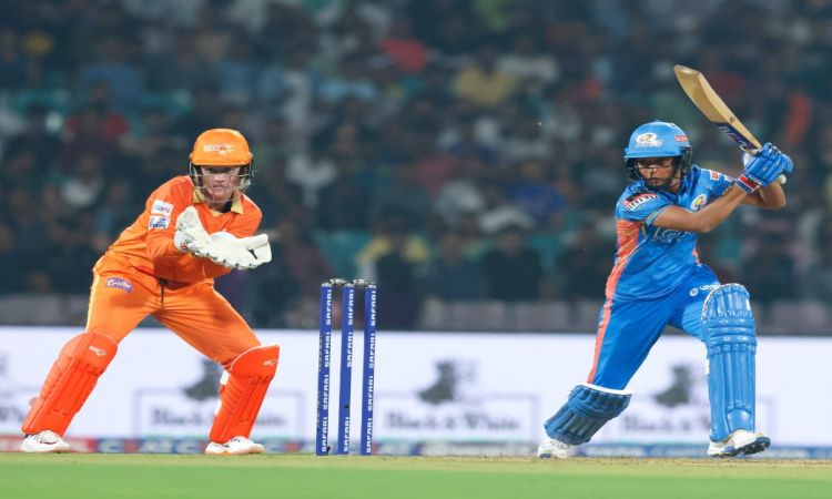 WPL 2023: Harmanpreet Kaur's Blistering Fifty Takes MI To 207 Runs Against Gujarat Giants