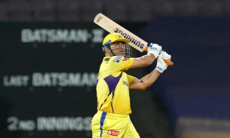 MS Dhoni need 22 runs to complete 5000 runs in IPL