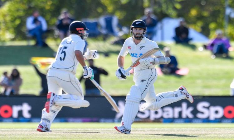 NZ vs SL: न्यूजीलैंड ने रोमांचक मुकाबले में श्रीलंका को 2 विकेट से हराया, आखिरी गेंद पर मिली जीत