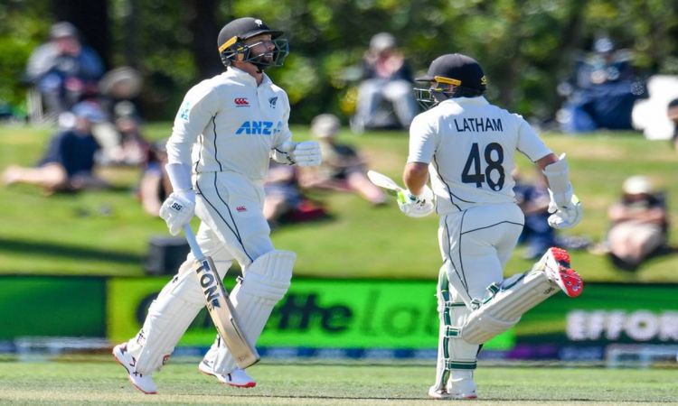 NZ vs SL: दूसरे दिन स्टंप तक न्यूजीलैंड ने बनाए 5 विकेट पर 162 रन, अभी भी 193 रनों से पीछे