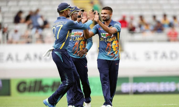  New Zealand set 276 runs target for Sri Lanka in first ODI 
