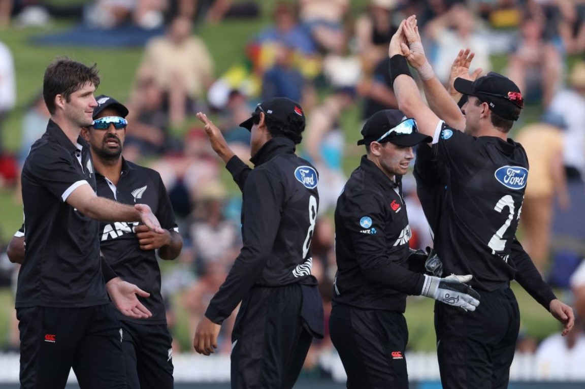 New Zealand win the ODI series 2-0, as Sri Lanka fail to secure direct qualification for the 2023 OD