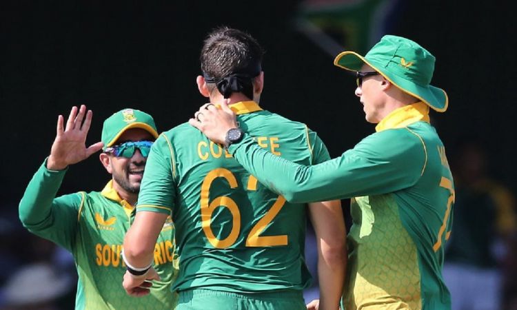 South Africa opt to bowl first against West Indies in third odi