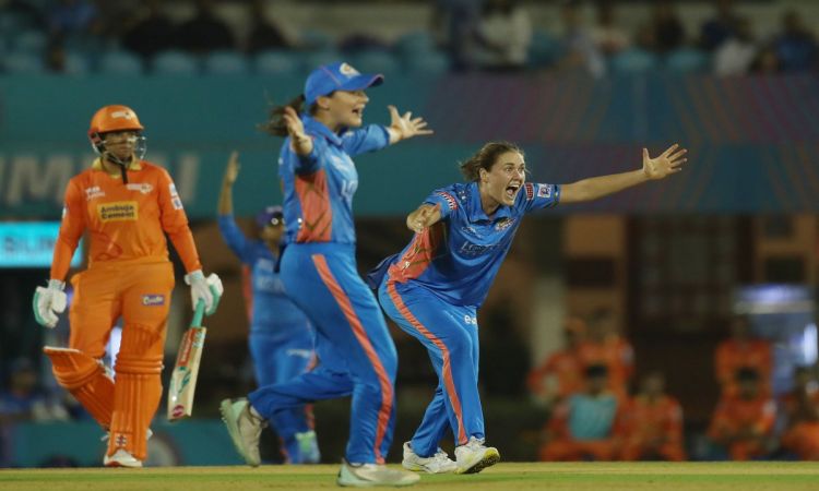 WPL 2023: मुंबई इंडियन्स की लगातार 5वीं जीत, गुजरात जायंट्स को 55 रनों से हराया