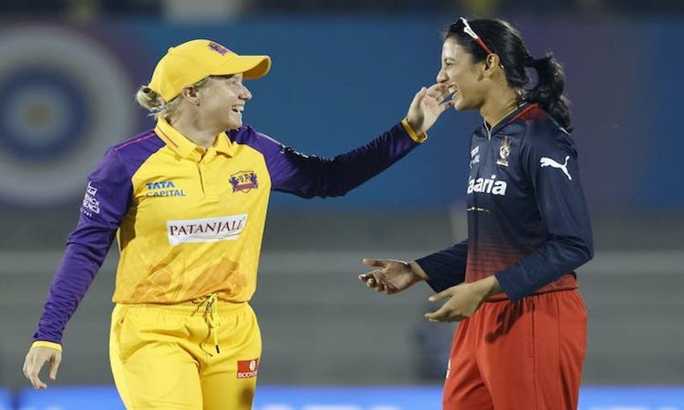 WPL 2023: आरसीबी ने यूपी वारियर्स के खिलाफ टॉस जीतकर गेंदबाजी का फैसला किया, देखें प्लेइंग XI