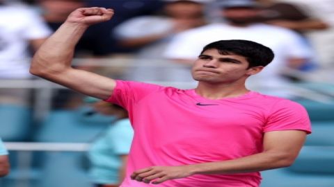 Alcaraz beats Paul to stay on course for 'Sunshine Double' triumph