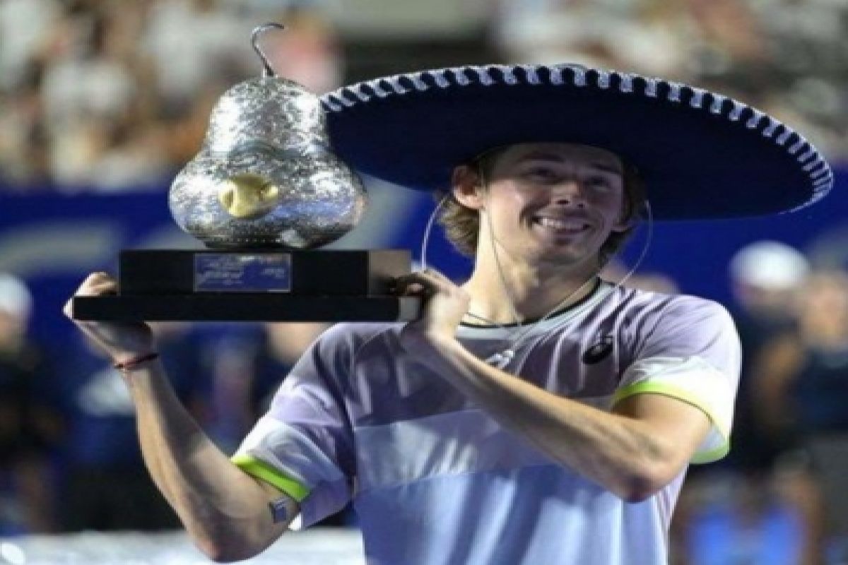 Alex De Minaur clinches biggest career title with Acapulco win. Alex De Minaur clinches biggest career title with Acapulco win.