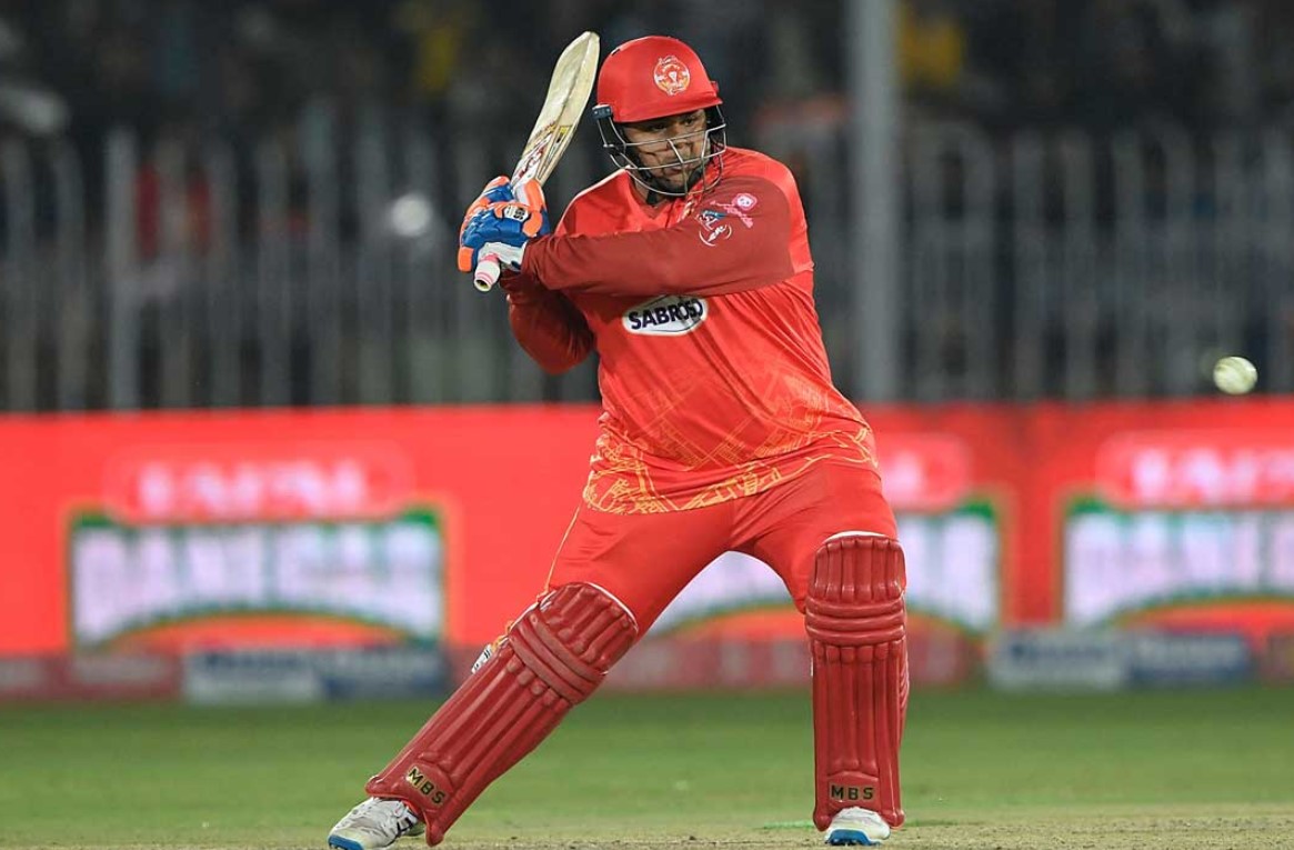 Azam Khan shines in Islamabad's six-wicket win in Pakistan Super League 