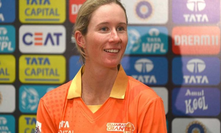 GUJ W Vs MI W: Flip Of The Coin Favours Gujarat Giant,s Beth Mooney Decides To Bowl First 