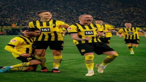 Dortmund overpower Leipzig to jump atop in Bundesliga