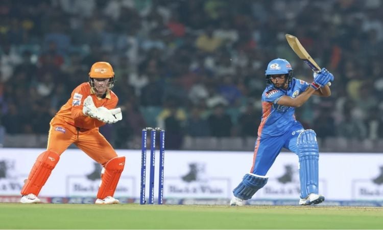 WPL 2023: Harmanpreet Kaur's Blistering Fifty Takes MI To 207 Runs Against Gujarat Giants