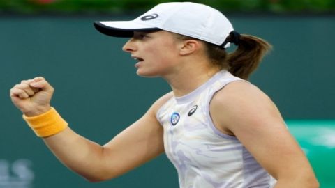 Indian Wells: Swiatek holds off Andreescu, to face Raducanu in Round of 16