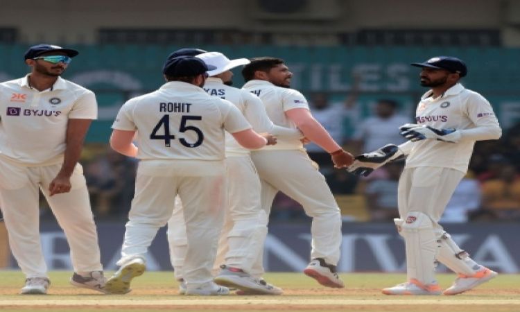 3rd Test, Day 2: India trail Australia by 75 runs at lunch after Umesh, Ashwin heroics