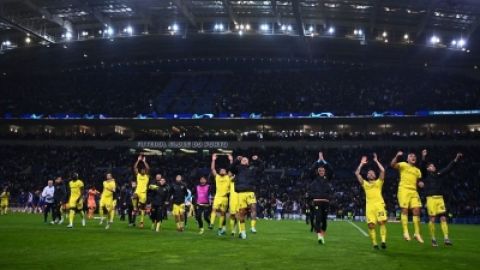 Inter Milan move into Champions League quarters