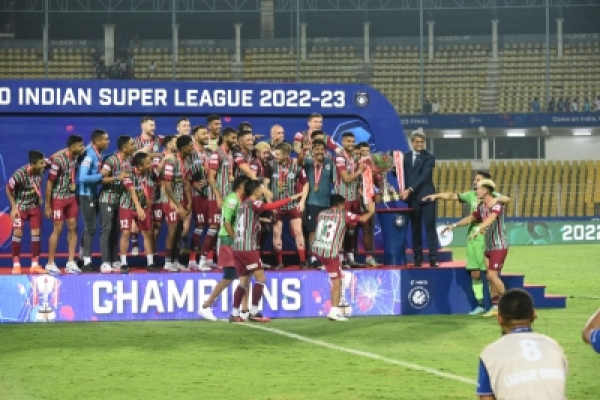 ISL 2022-23: ATK Mohun Bagan lift trophy after thrilling win over Bengaluru FC