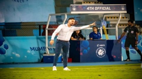 ISL: We are very much looking forward to the playoffs, asserts Des Buckingham ahead of semis