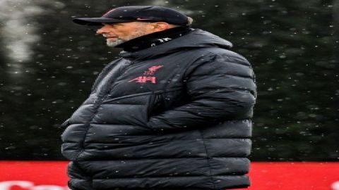 Klopp puts faith in Liverpool's 'one percent' Champions League hope