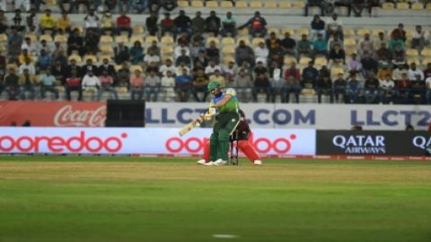 LLC Masters: Misbah, Afridi, Razzak star in Asia Lions' 35-run win over World Giants.