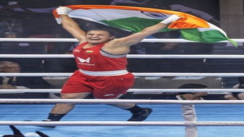 New Delhi: India's Saweety Boora  poses with Gold medal during award ceremony, after her win over Ch