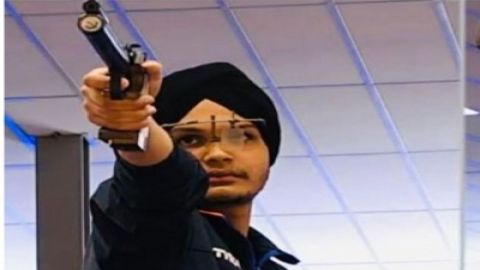 ISSF World Cup: Sarabjot Singh clinches 10m air pistol gold, Varun Tomar bags bronze