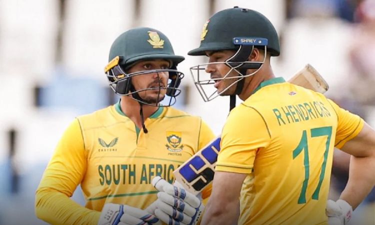 south africa becomes the first team to score over 100 runs in the powerplay in t20is