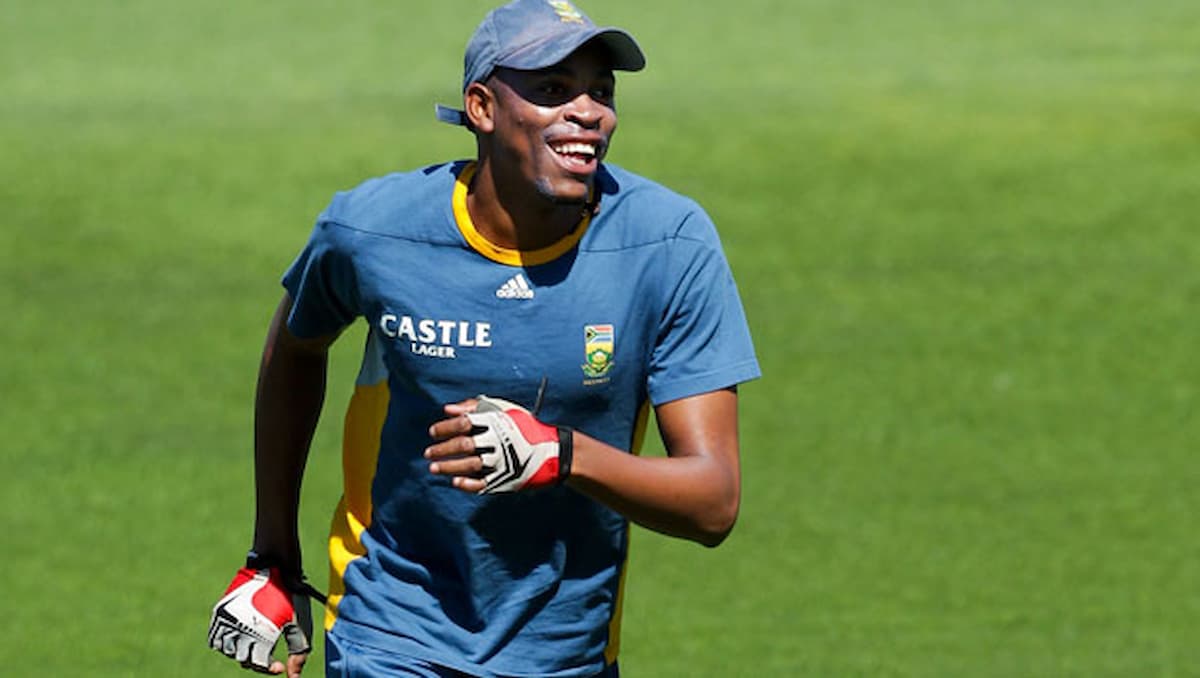South Africa Spinner Phangiso Allowed To Bowl After Getting His Action