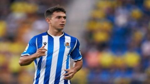 Spain midfielder Zubimendi feels happy at Real Sociedad