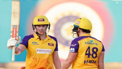 Harris, McGrath shine as UP Warriorz book play-offs berth with 3-wicket win over Gujarat Giants