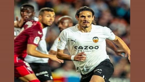 Atletico win again, disaster for Valencia in La Liga