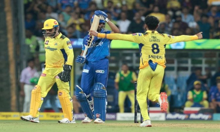 IPL 2023: रवींद्र जडेजा ने लिए तीन विकेट, मुंबई इंडियंस ने सीएसके के सामने रखा 158 रनों का लक्ष्य