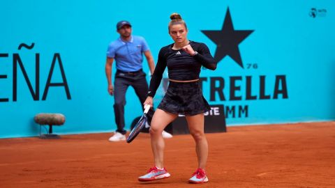 Madrid Open: Coco Gauff, Maria Sakkari advance to third round