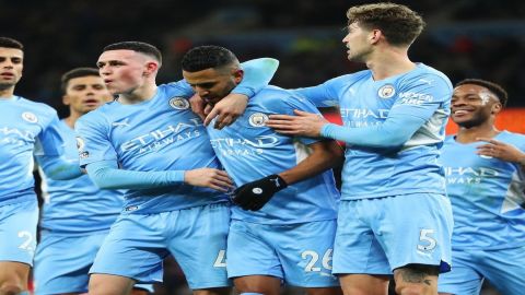 Premier League: All eyes on title decider at Etihad, but big games elsewhere