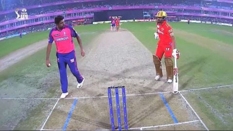 Ravichandran Ashwin Warned Of Mankading Shikhar Dhawan Came To The Crease In Fear!