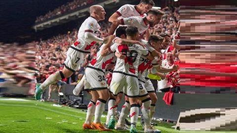 Rayo stun Barca, Atletico Madrid win in La Liga