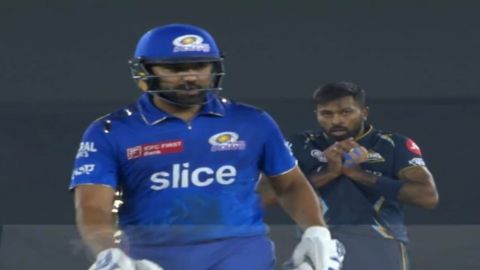 Watch- Captain Hardik Pandya gets the wicket of Captain Rohit Sharma! 