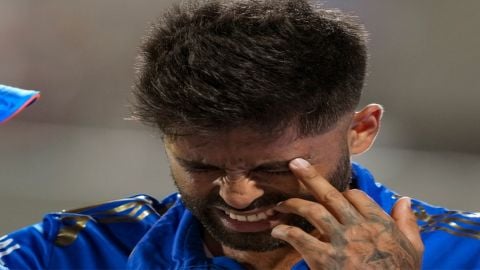 IPL 2023: Suryakumar Yadav suffers nasty hit above eye while attempting a catch!