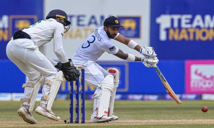 SL vs IRE: श्रीलंकाई बल्लेबाजों ने रचा इतिहास, टेस्ट क्रिकेट में ऐसा सिर्फ तीसरी बार हुआ