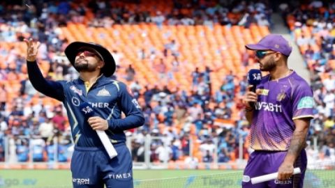 IPL 2023: Gujarat Titans' stand-in captain Rashid Khan win toss, elect to bat first against KKR