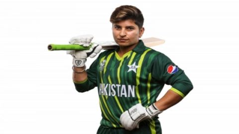 Nida Dar named captain of Pakistan women's team, Mark Coles reappointed head coach