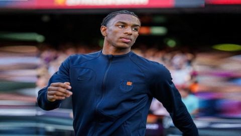 Football: Ankle ligament injury to sideline Barcelona defender Balde for two months