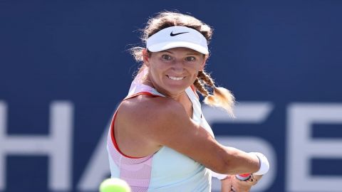 Italian Open: Azarenka moves past Stephens, Bondar upsets Pliskova