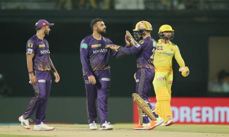 IPL 2023: KKR के स्पिनरों के आगे बिखरी CSK की बल्लेबाजी, KKR के सामने 145 रन का लक्ष्य